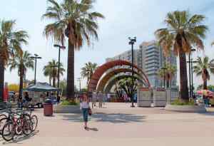 North_Hollywood_station